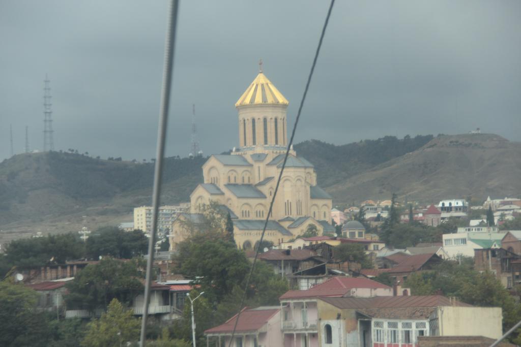 Lilika Apartments On Meskhishvili Tbilisi Exteriör bild