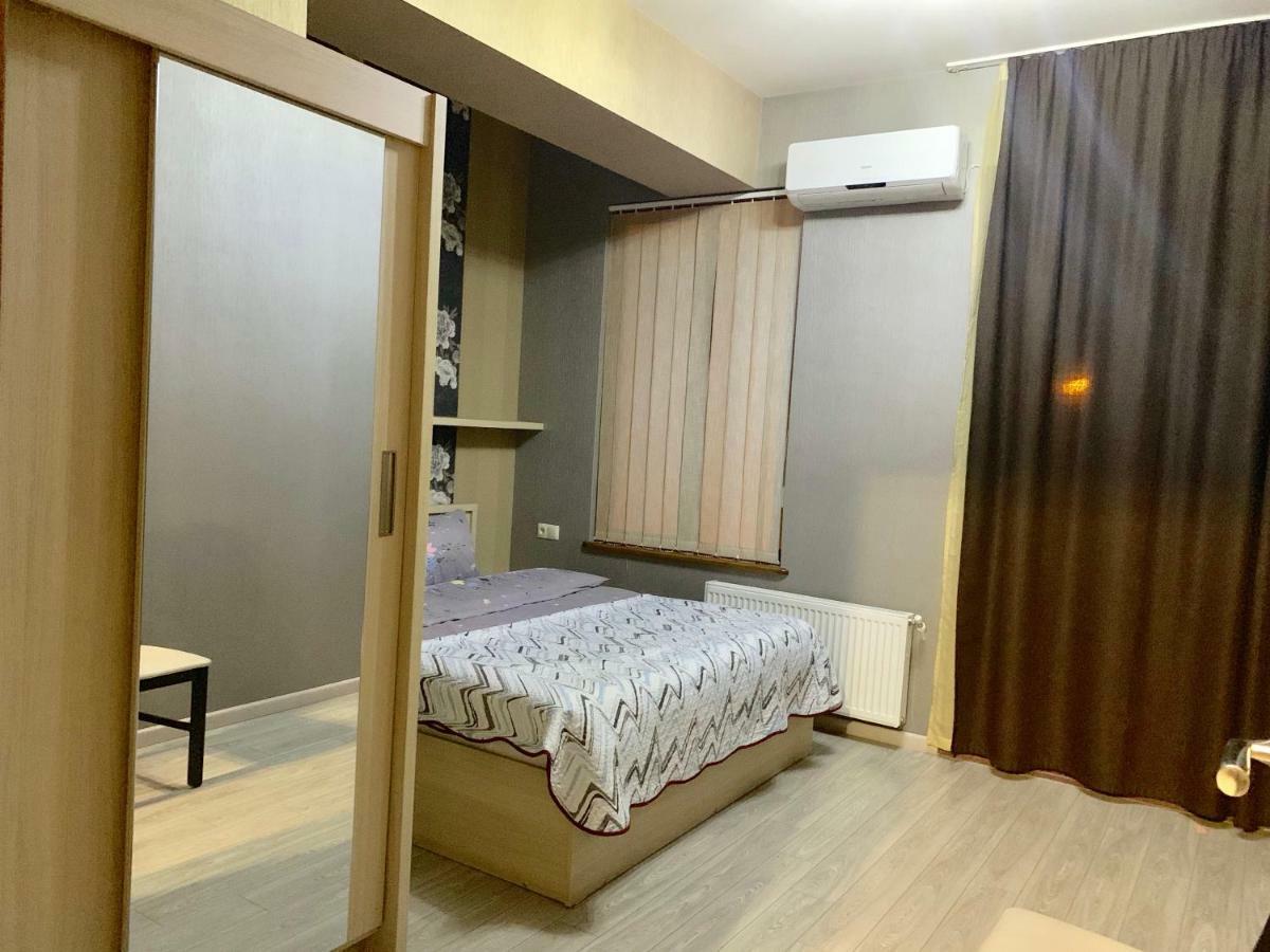 Lilika Apartments On Meskhishvili Tbilisi Exteriör bild